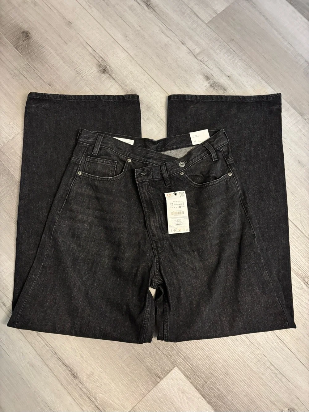 Zara The Crossed Waist Wide Leg Jeans Black Denim Women’s 10 NWT*